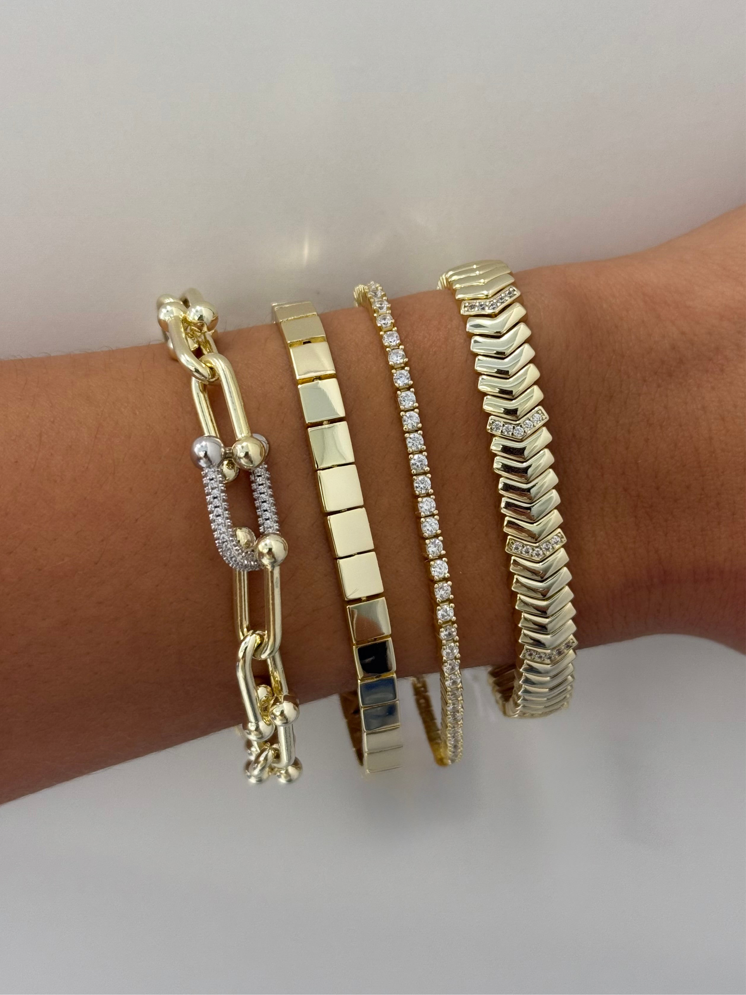 The Pave Arrow Stretchy Bracelet