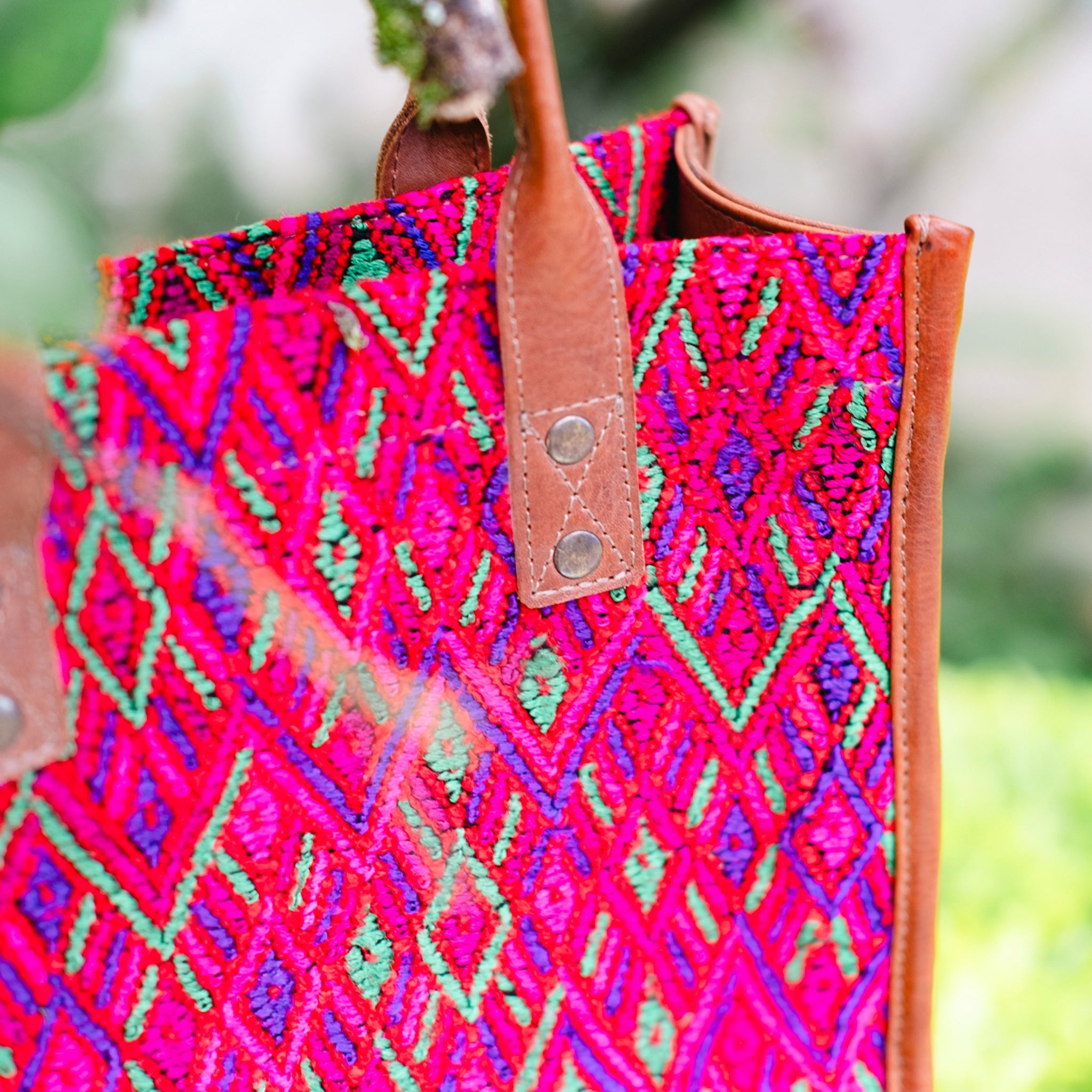 MEDIUM PERFECT TRAVEL TOTE - OOAK - AUBURN - NO. 12572